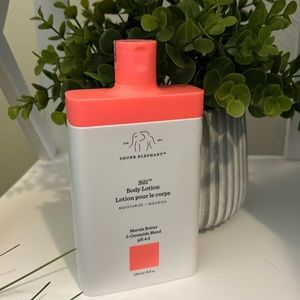 NWOT Drunk Elephant Sili body lotion